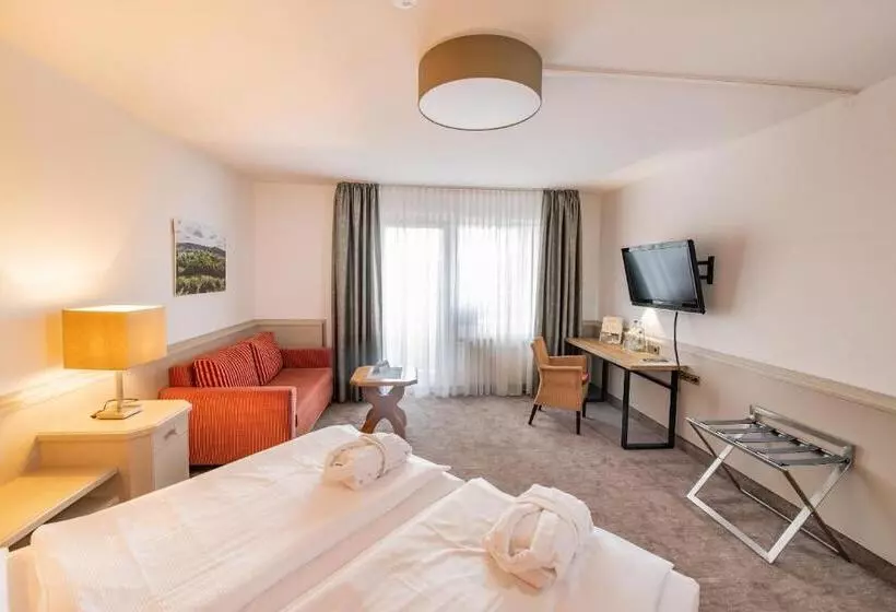 Bisneshuone, Göbels Hotel Rodenberg