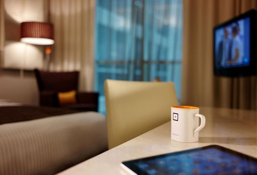 استودیو ساده, Centro Sharjah