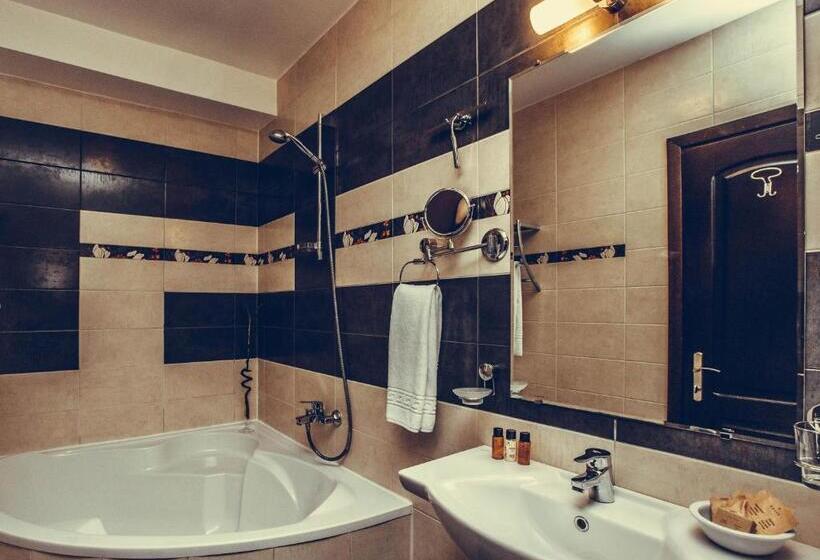 Люкс Премиум, Cherica