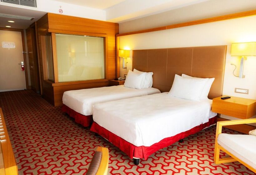 Bahçe Manzaralı Lüks Oda, Divan  Bursa