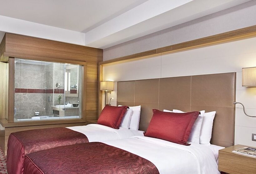 Bahçe Manzaralı Lüks Oda, Divan  Bursa