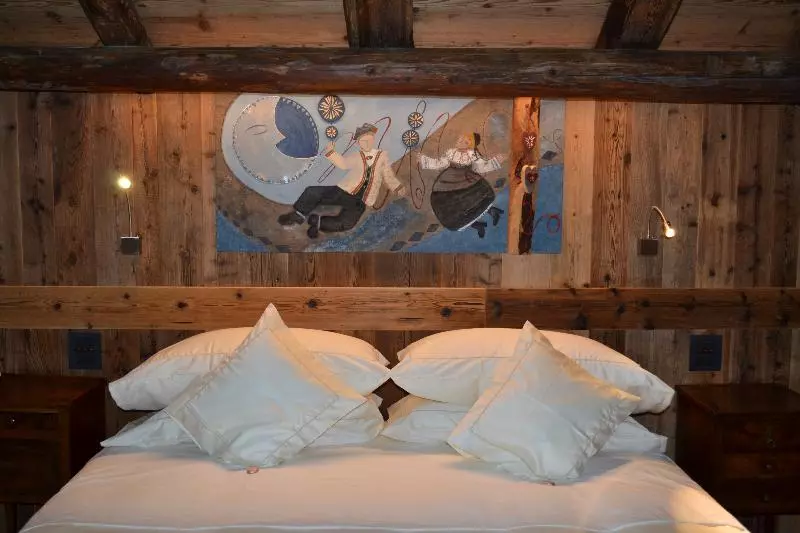 سوییت جونیور لوکس, Du Grand Paradis 1899 Auberge Boutique
