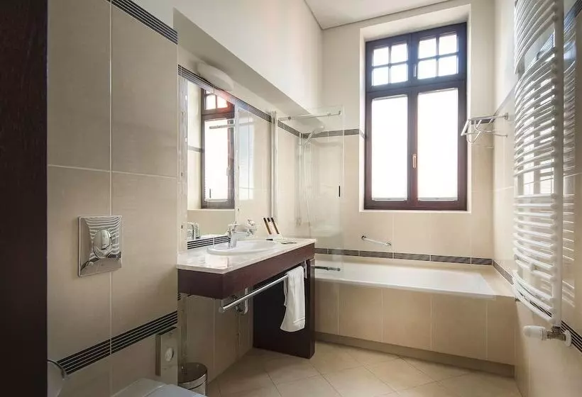 اتاق استاندارد یک نفره, Grand Sal