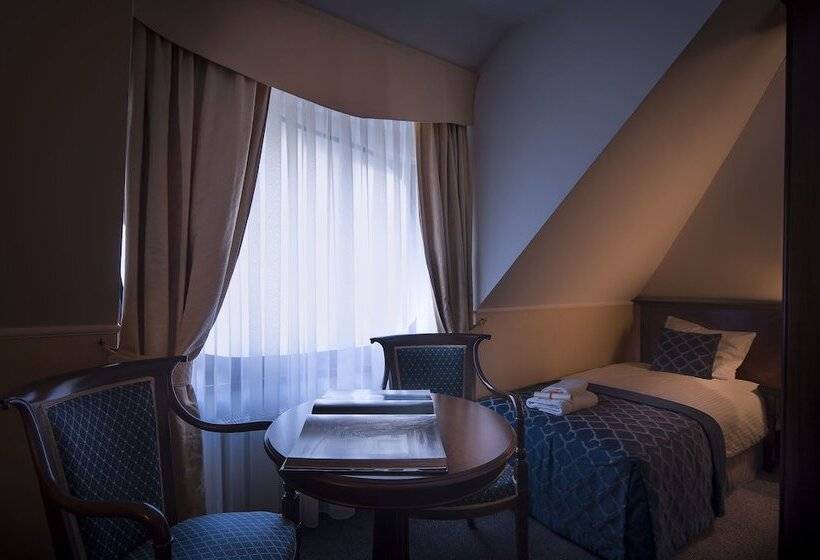 标准单人间, Grand Sal