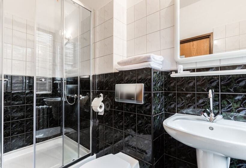 اتاق استاندارد یک نفره, Helios