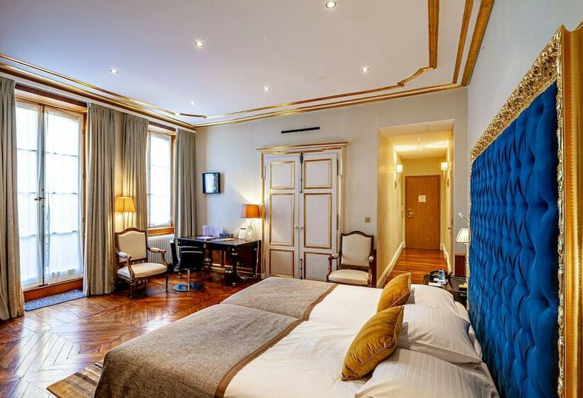 اتاق اجرایی, Le Place D Armes   Relais & Châteaux