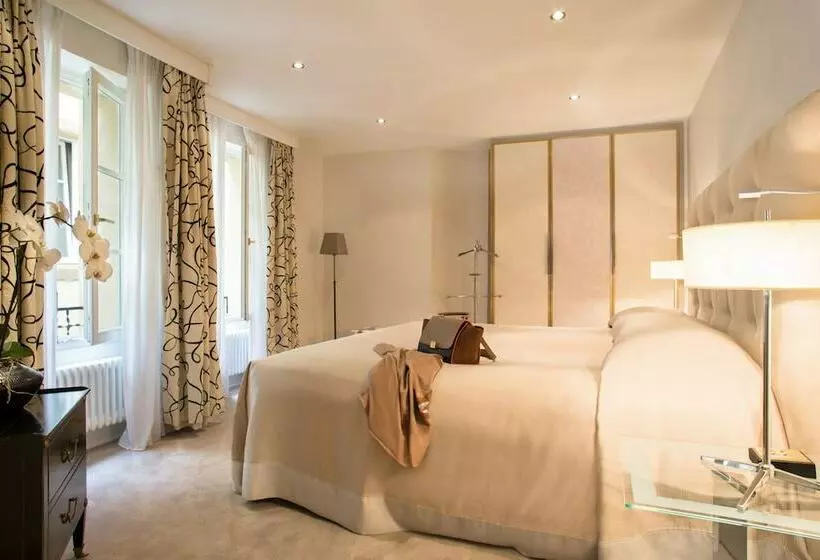 سوییت پرستیژ, Le Place D Armes   Relais & Châteaux