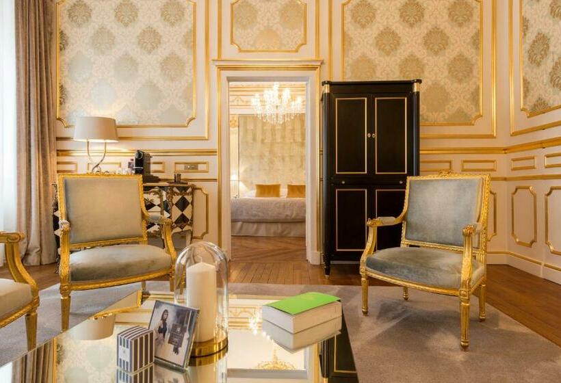 سوییت, Le Place D Armes   Relais & Châteaux