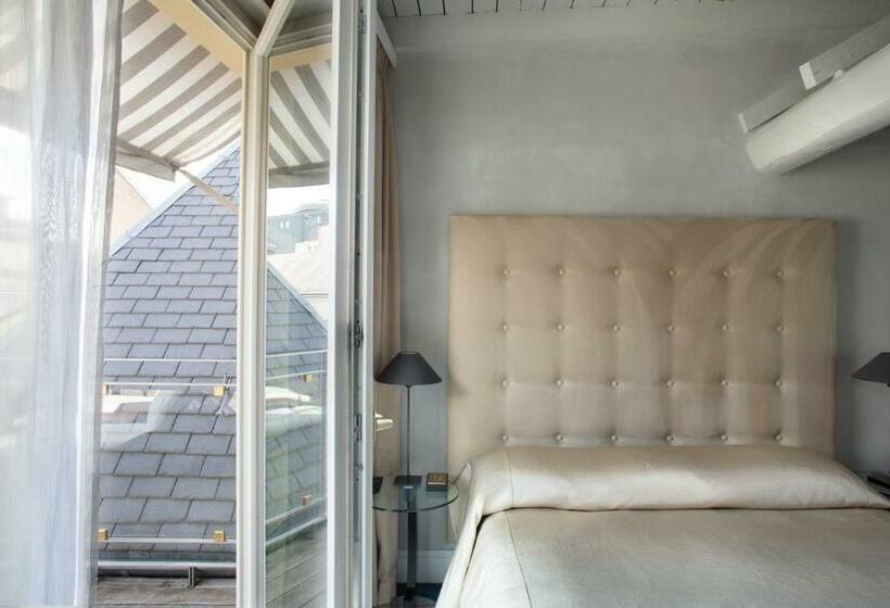 سوییت جونیور, Le Place D Armes   Relais & Châteaux