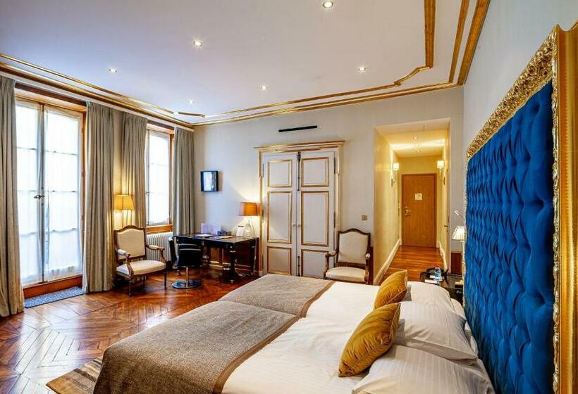 اتاق اجرایی, Le Place D Armes   Relais & Châteaux