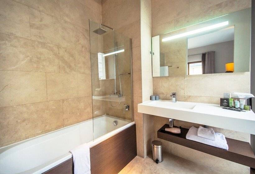 Вилла 1 Спальня, Logis Villa C Hôtel