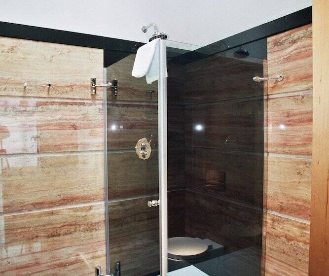 اتاق استاندارد, Monopol