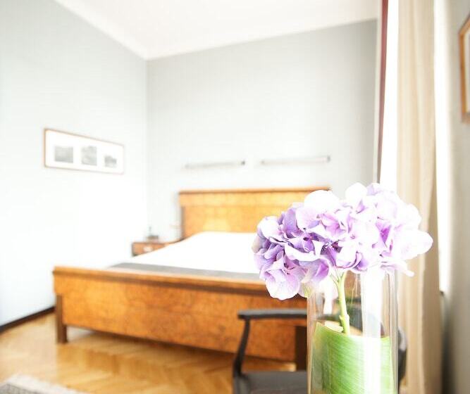 اتاق استاندارد, Monopol