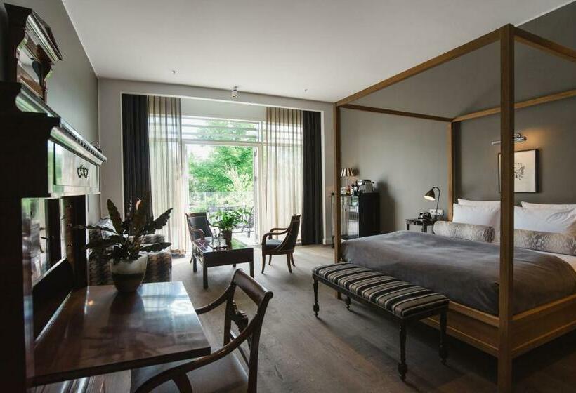 バルコニー付きデラックスルーム, Nimb