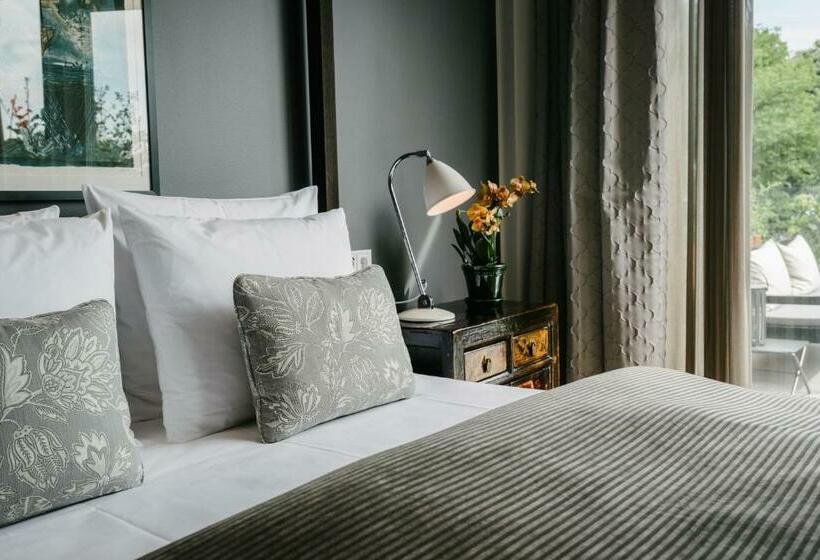 バルコニー付きデラックスルーム, Nimb