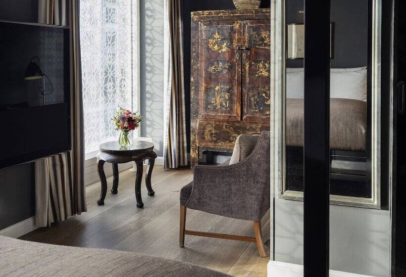 ベーシックルーム, Nimb