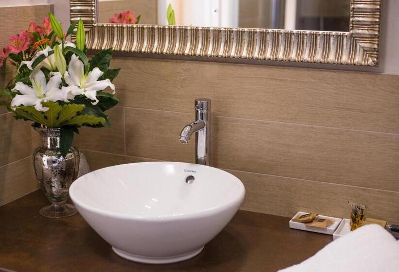 Klassisches Zimmer, Patavium