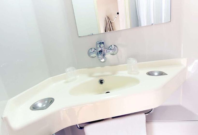 标准间, Premiere Classe Tarbes  Bastillac