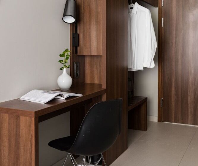 Классический Номер, Puro Wrocław Stare Miasto