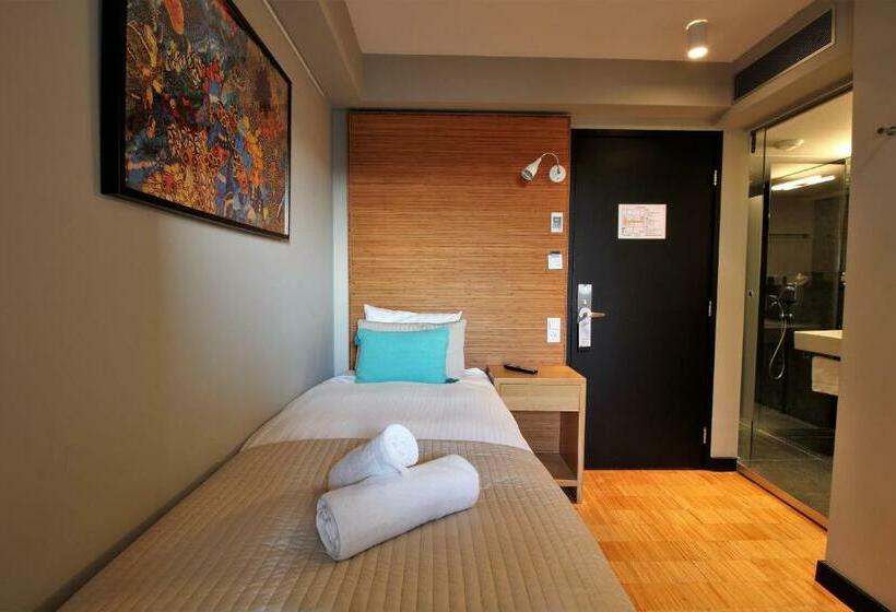 Standard Yhden Hengen Huone, The Bank