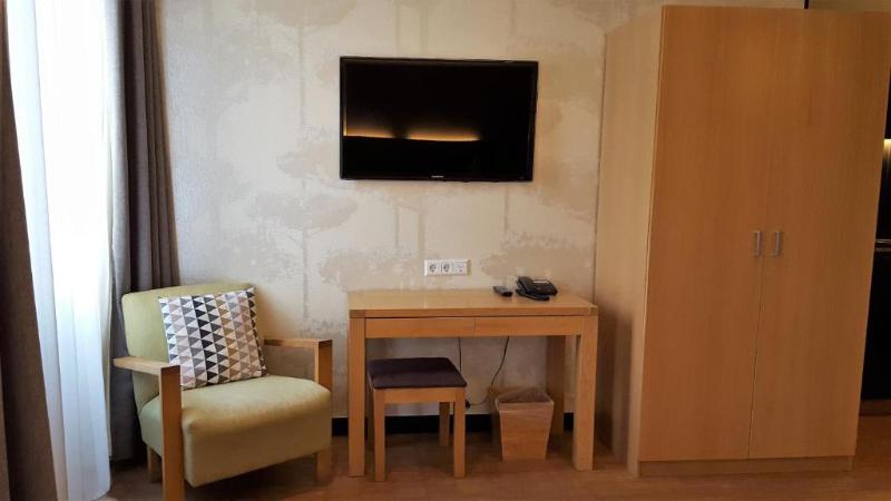 Standard Kolmen Hengen Huone, The Bank