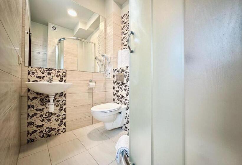 غرفة قياسية فردية, Turkus