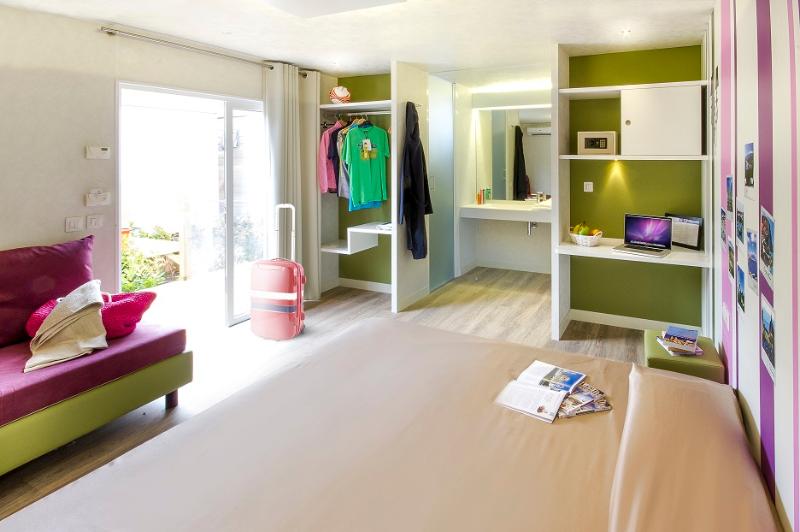 בקתה סופריור, Hu Roma Camping In Town