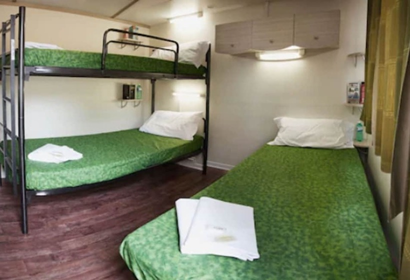 بانگلوی استاندارد, Hu Roma Camping In Town