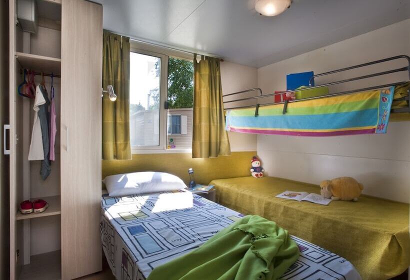 בקתת חדר, Hu Roma Camping In Town