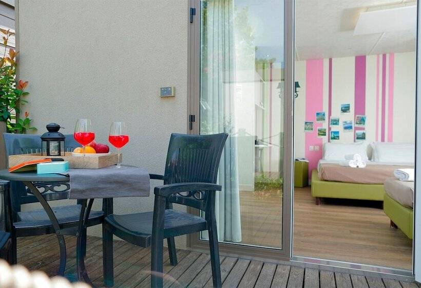 בקתה דלוקס, Hu Roma Camping In Town