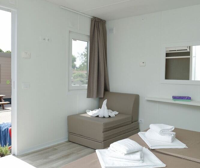 بانگلوی استاندارد, Hu Roma Camping In Town