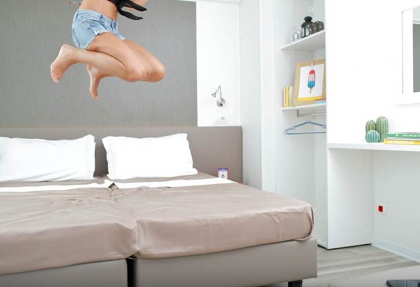 בקתה סטנדרטית, Hu Roma Camping In Town