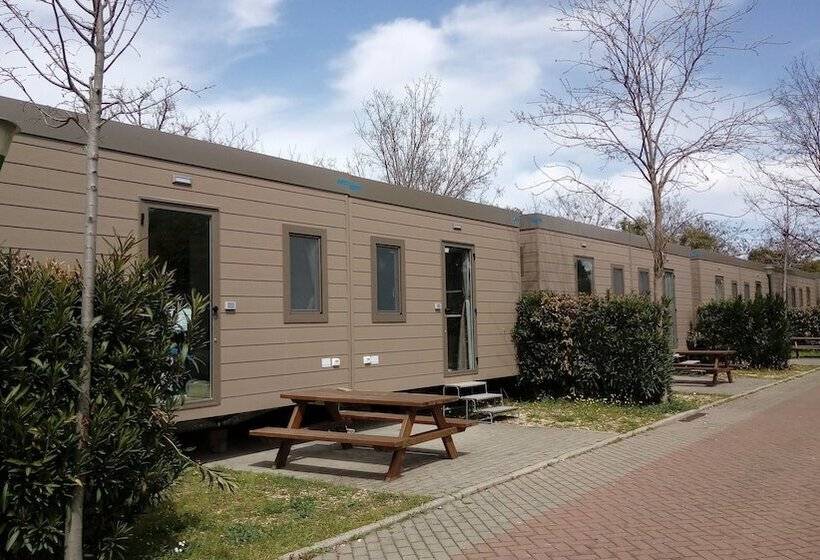 בקתה סטנדרטית, Hu Roma Camping In Town