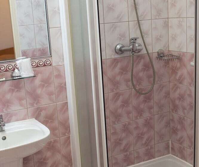 اتاق استاندارد سه نفره, Aiden By Best Western Lodz