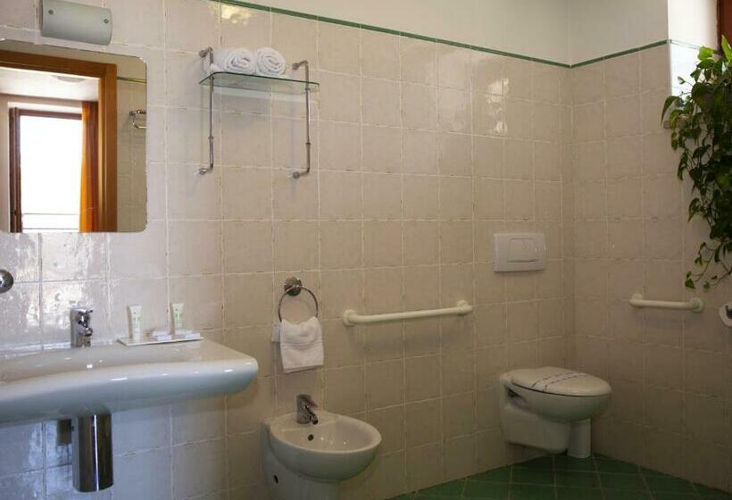 جناح جونيور, Locanda Alpina A 1250 Mt