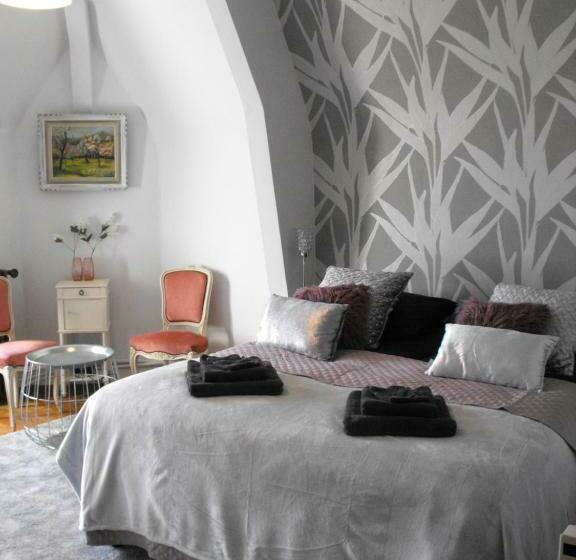 غرفة قياسية, Maison De La Comtesse