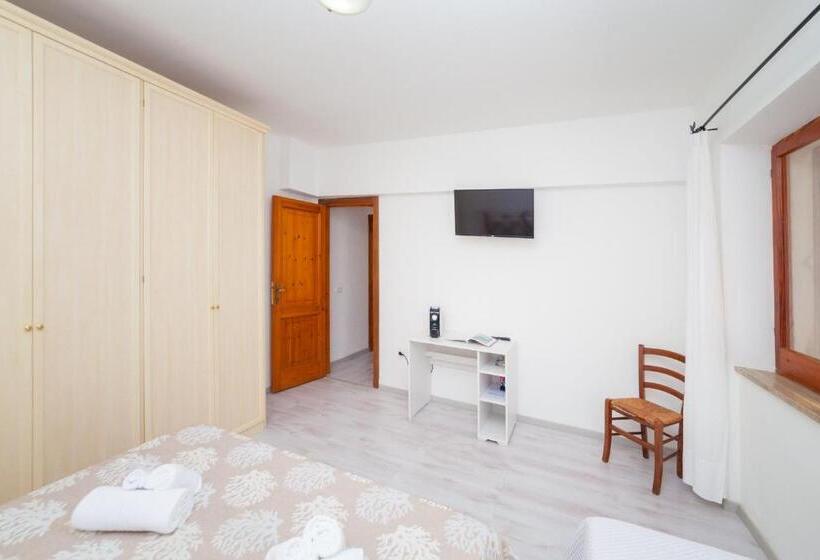 غرفة ديلوكس, Brezza B&b