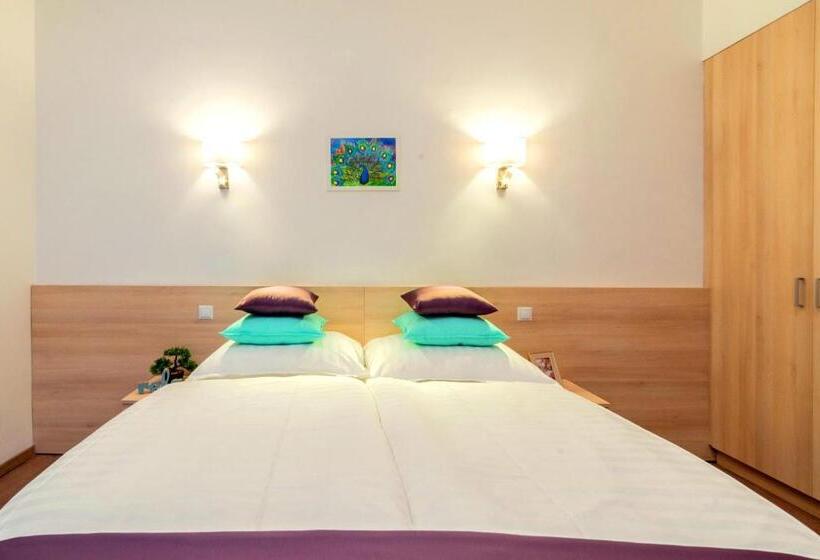 Standard-huone, Global Suites Budapest