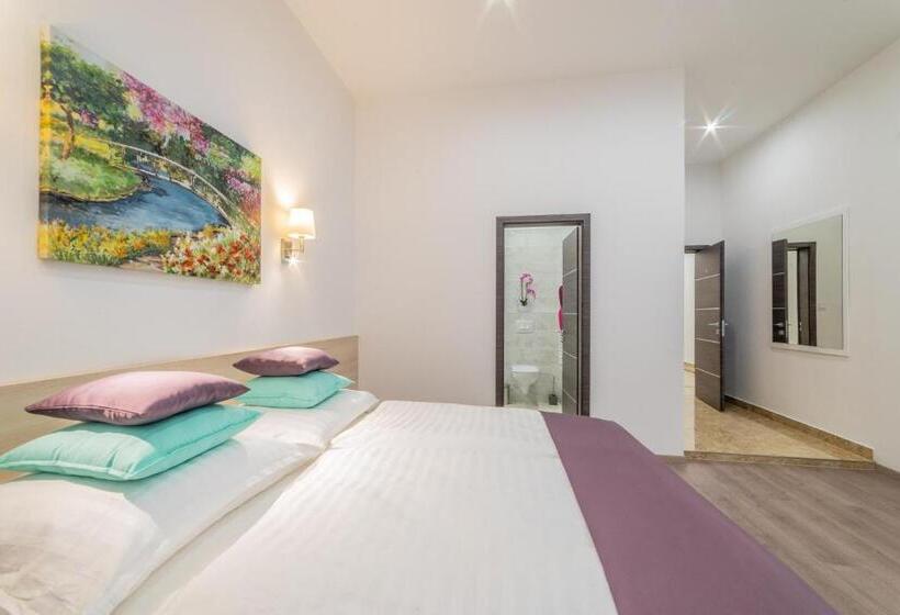 Deluxe-huone Parveke, Global Suites Budapest
