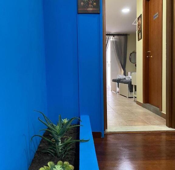 带阳台标准四人间, La Torre B&b