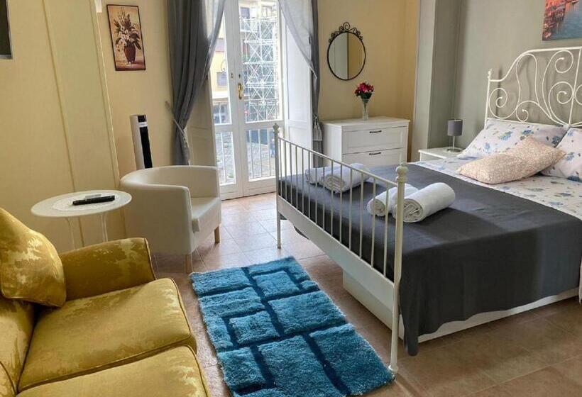 标准间带阳台, La Torre B&b