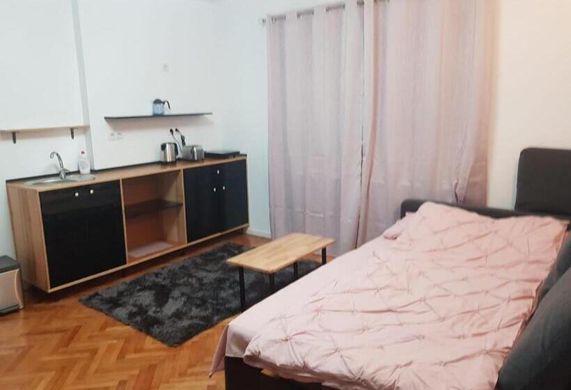 标准间, Casa Raia