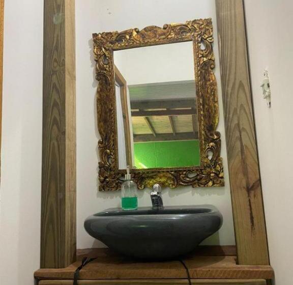 غرفة ديلوكس عائلية, Essência Da Guarda Surf House