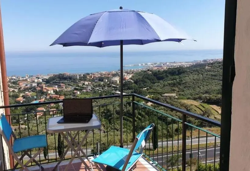オーシャンビューデラックスルーム, B&b Tra Cielo E Mare