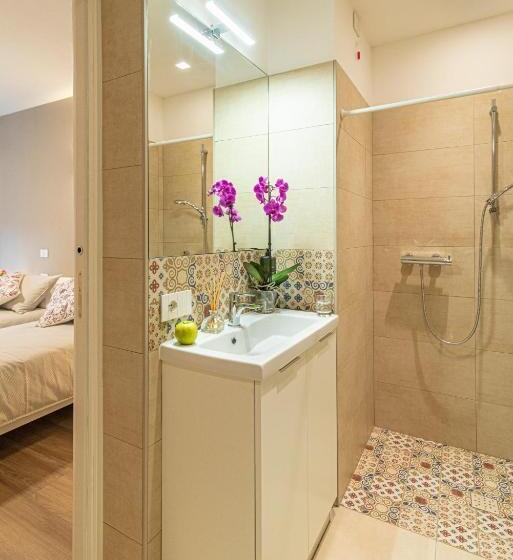 Номер Стандарт Адаптированный для Инвалидов, B&b Ul Calus