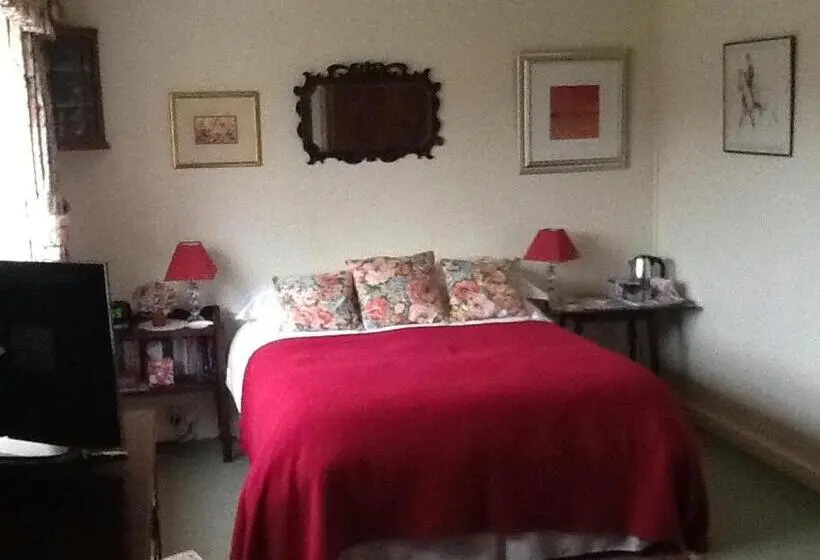デラックスルーム, Garwood House