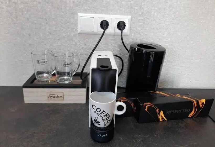 スタンダードスタジオ, Slaperij Salud! Studios & Appartementen