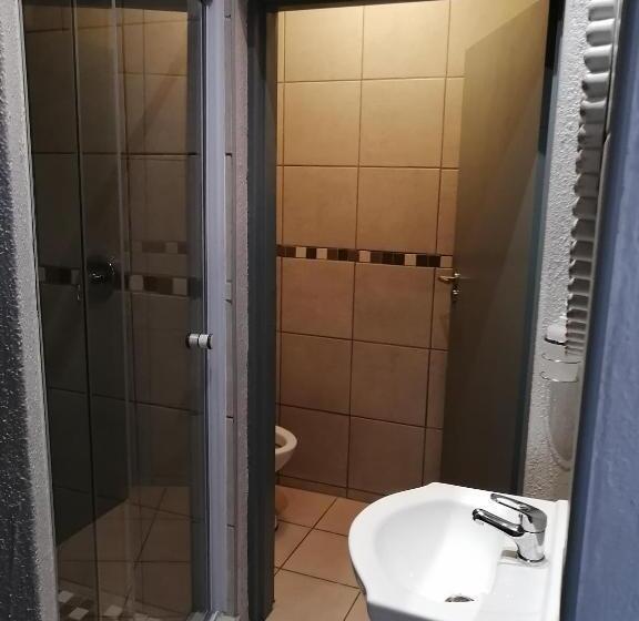 스탠다드 싱글 룸, Rozelee Rest