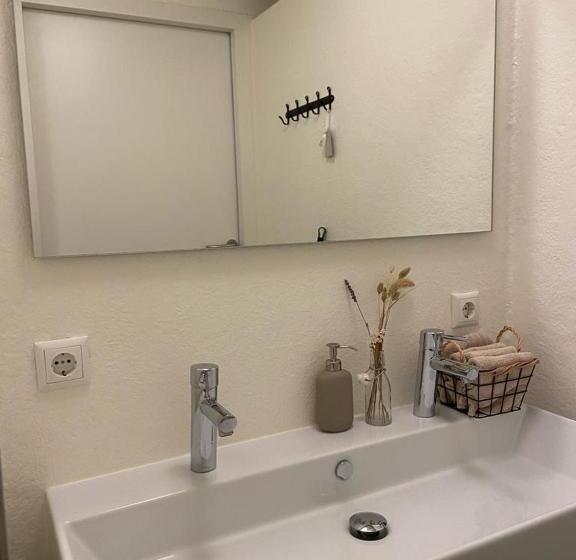 חדר סטנדרט עם מרפסת, Pipowagen Op Camperplaats Vechtdal