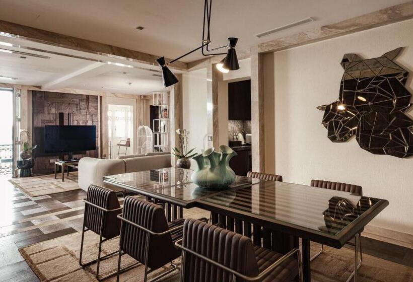 سوئیت 2 خوابه, Iniala Harbour House